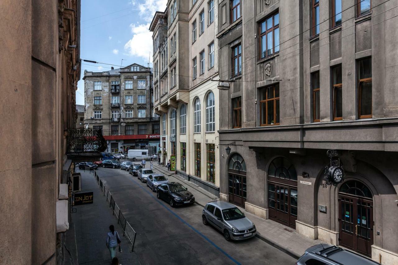 Lux Apartments In The Center Львів Екстер'єр фото