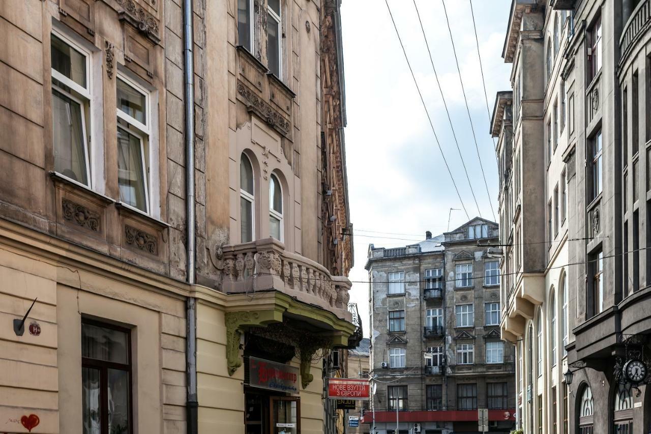 Lux Apartments In The Center Львів Екстер'єр фото